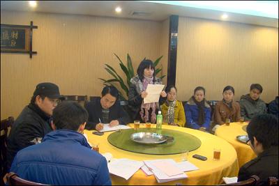 團(tuán)結(jié)進(jìn)取，勇于突破　再接再厲　再創(chuàng)佳績